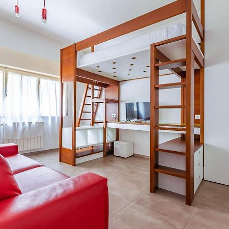 Ripamonti Budget Apartment Milan Bagian luar foto
