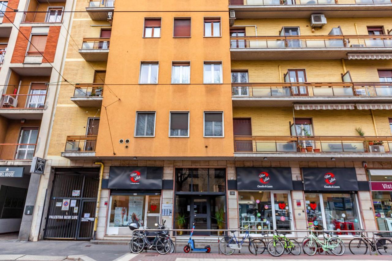 Ripamonti Budget Apartment Milan Bagian luar foto